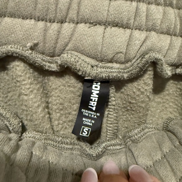 Comfrt coordinate joggers size small EUC in moss - Picture 4 of 5